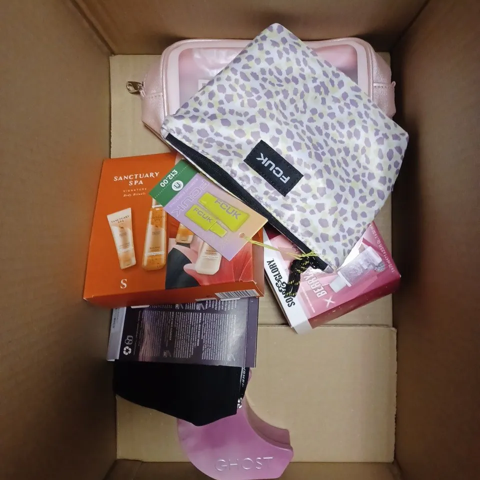 APPROXIMATELY 10 ASSORTED HEALTH & BEAUTY GIFT SETS TO INCLUDE LAND OF NOD, NIVEA, FCUK ETC 