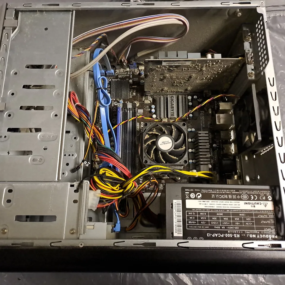 DESKTOP COMPUTER WITH GIGABYTE GA-78LMT MOTHERBOARD 