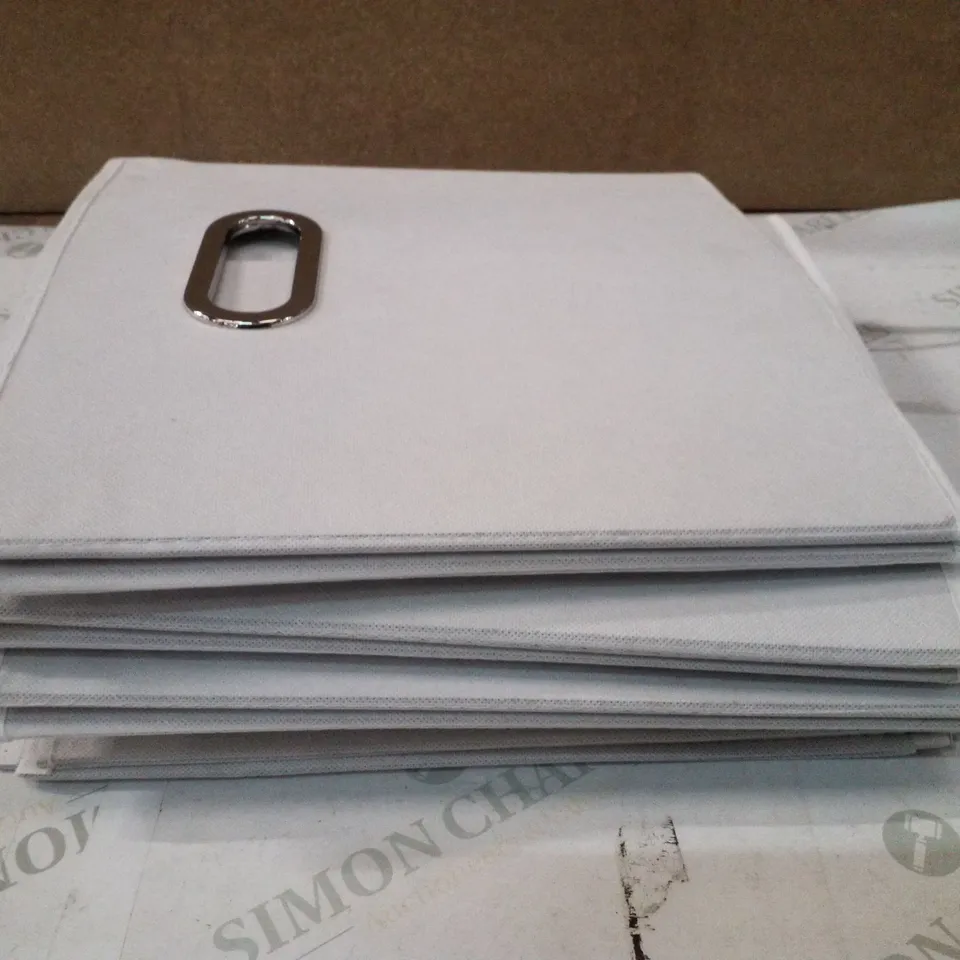 BAGGED 17 STORIES BIN - SET OF 4, WHITE (1 ITEM)