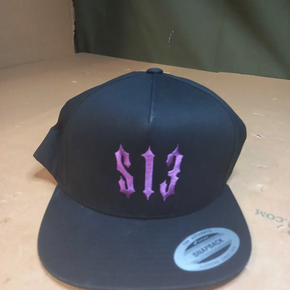 CLASSIC 5 PANEL SNAPBACK