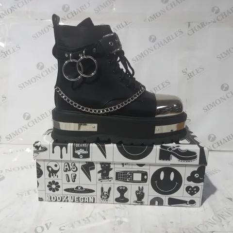 BRAND NEW BOXED PAIR OF KOI VEGAN LEATHER BORIN HARDWARE PLATFORM BOOTS IN BLACK UK SIZE 6