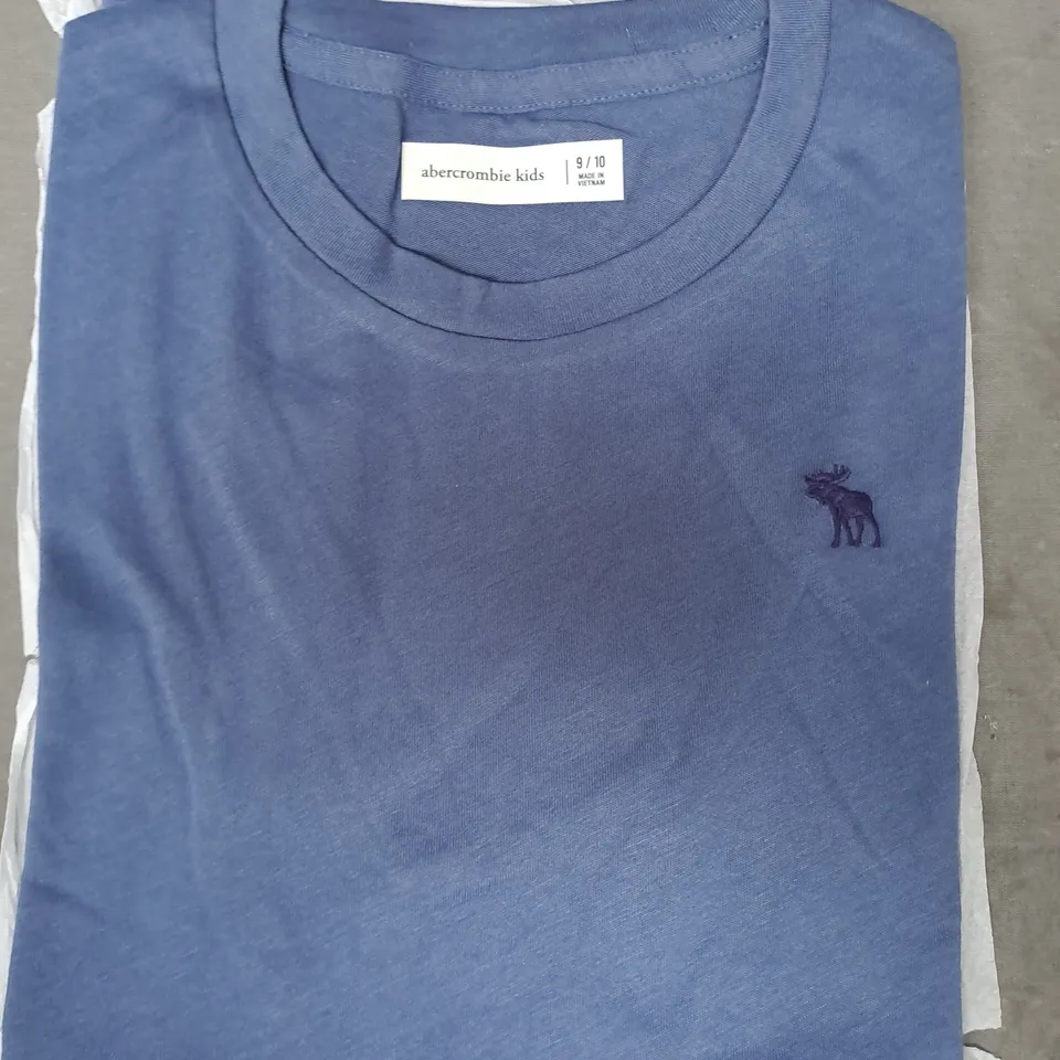 ABERCROMBIE KIDS T-SHIRT IN NAVY SIZE 9/10 YEARS