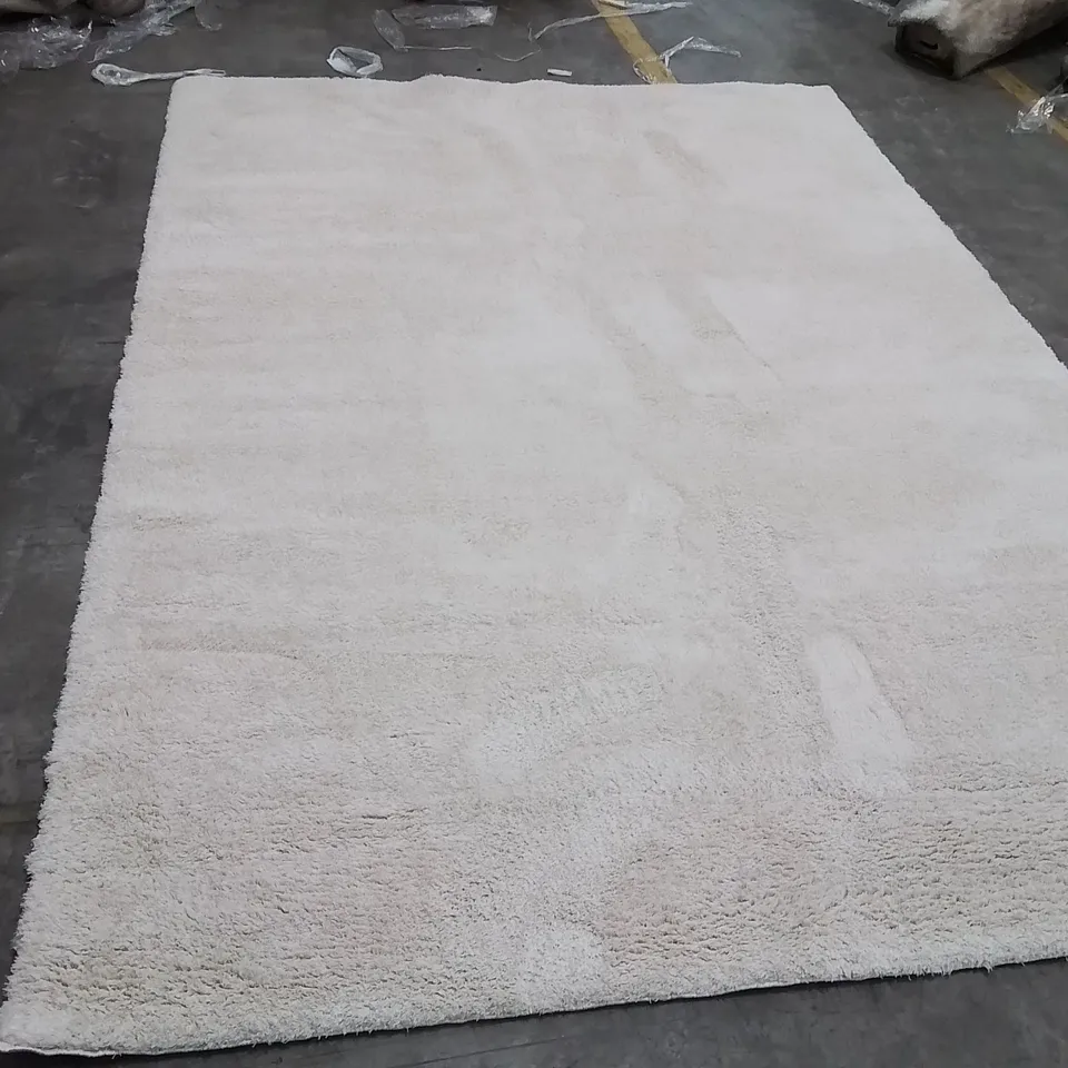 QUALITY DESIGNER AREA RUG APPROXIMATELY  290x190cm