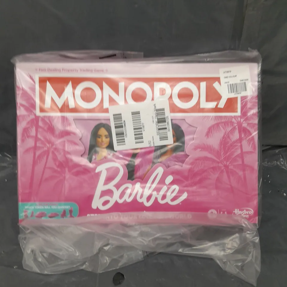 BOXED MONOPOLY BARBIE BOARD GAME  RRP £29.99