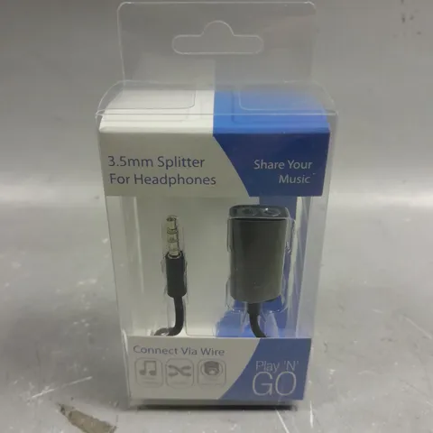 APPROXIMATELY 40 BOXED PLAY 'N' GO 3.5MM HEADPHONE SPLITTER CABLES
