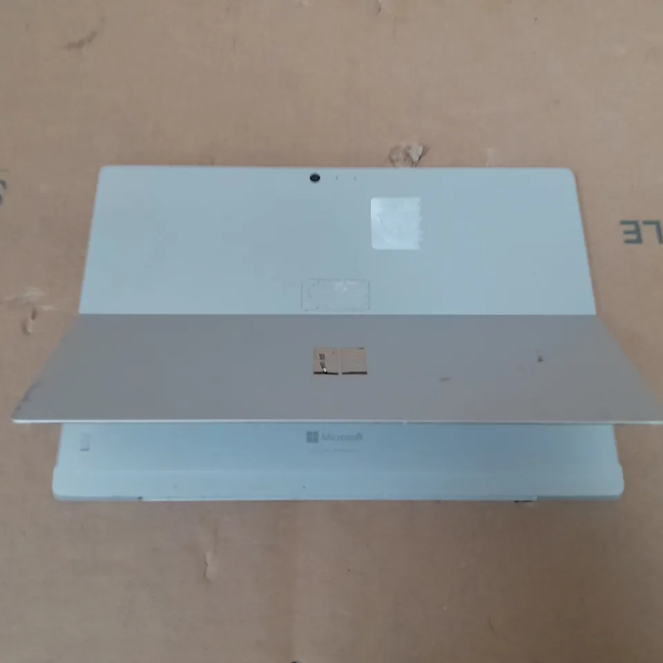 MICROSOFT SURFACE PRO 4