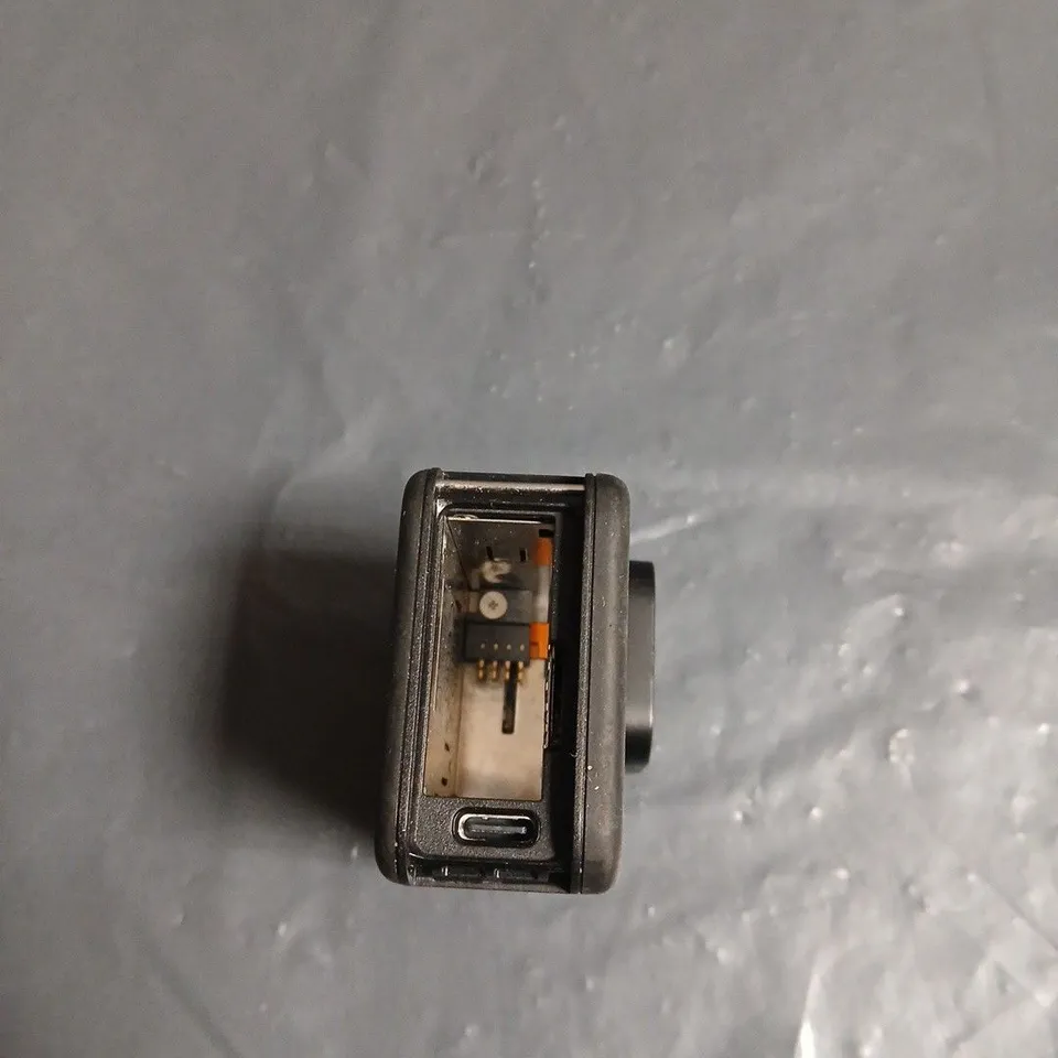 GOPRO 11 BLACK ACTION CAMERA