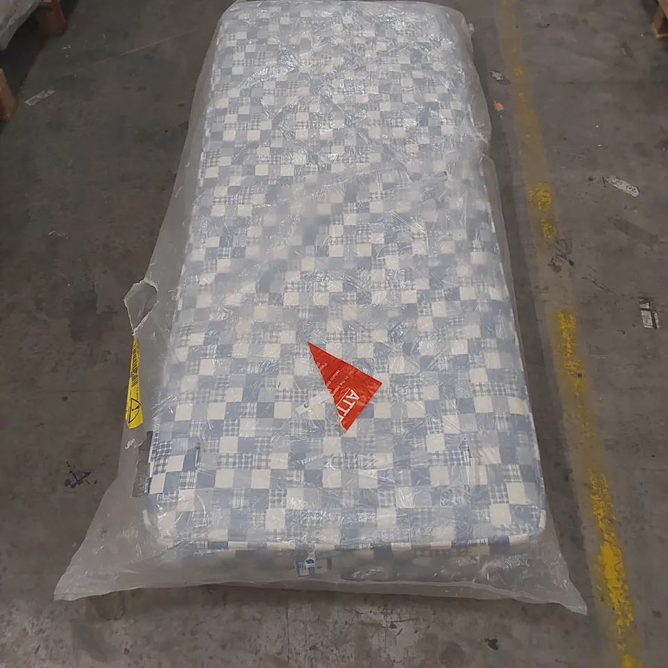 QUALITY BAGGED BOBBY WATERPROOF MATTRESS // SIZE: 75 X 190cm