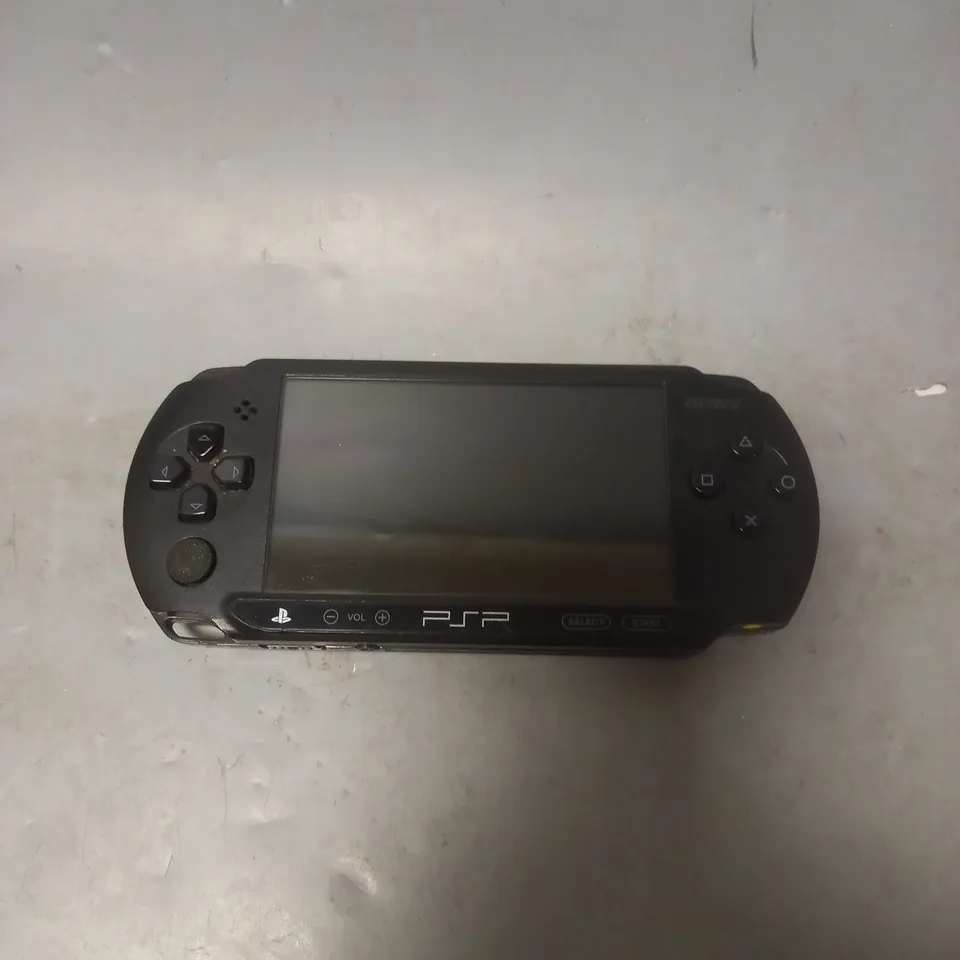 SONY PSP VIDEO GAME CONSOLE