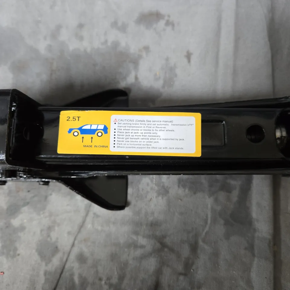 2.5T CAR FLOOR JACK – BLACK, VEHICLE JACK