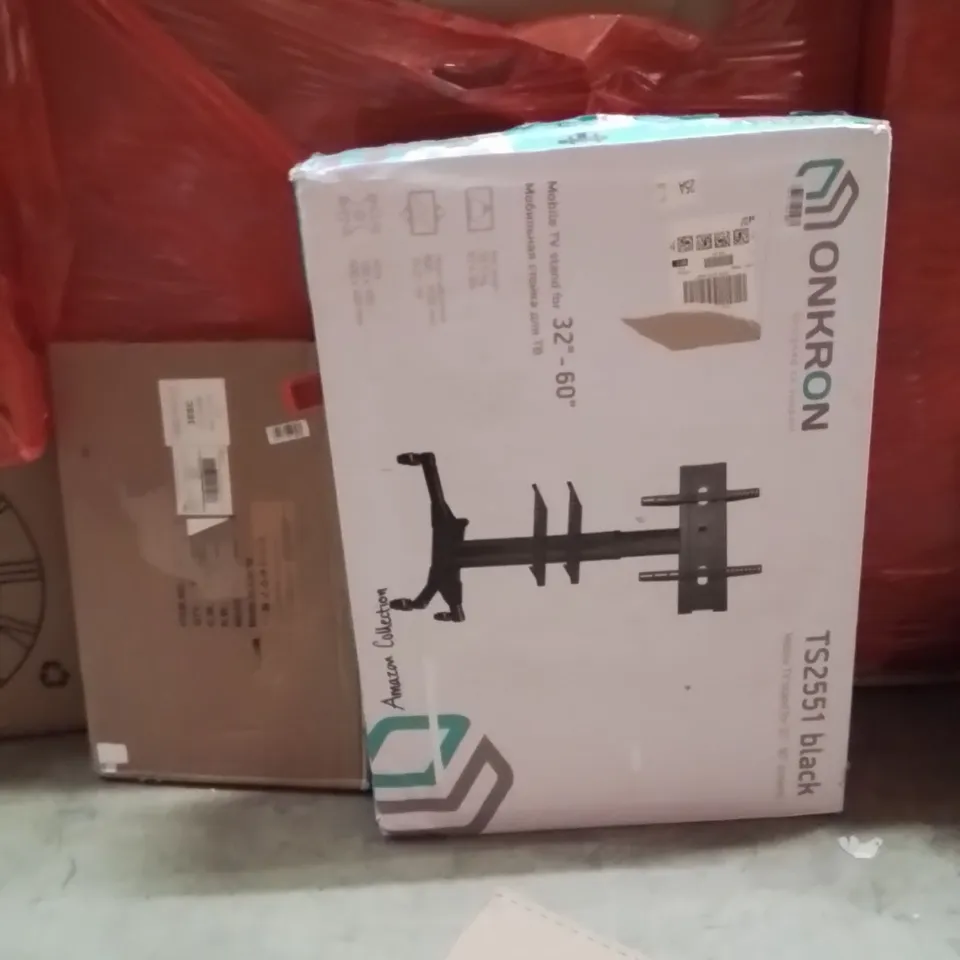 PALLET OF ASSORTED HOUSEHOLD GOODS AND PRODUCTS TO INCLUDE;MOBILE TV STAND,MIRROR 