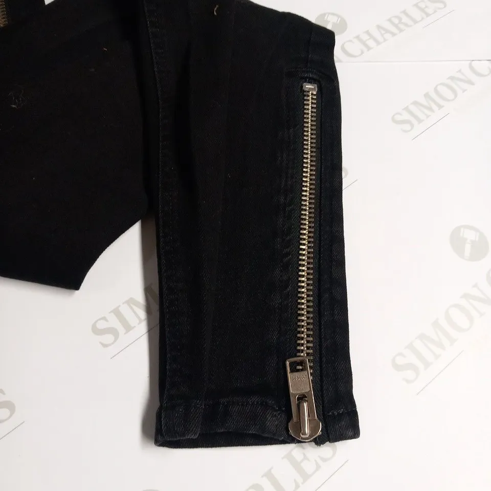 TEXTILE ELIZABETH AND JAMES ALICE MIDNIGHT JEANS SIZE 27