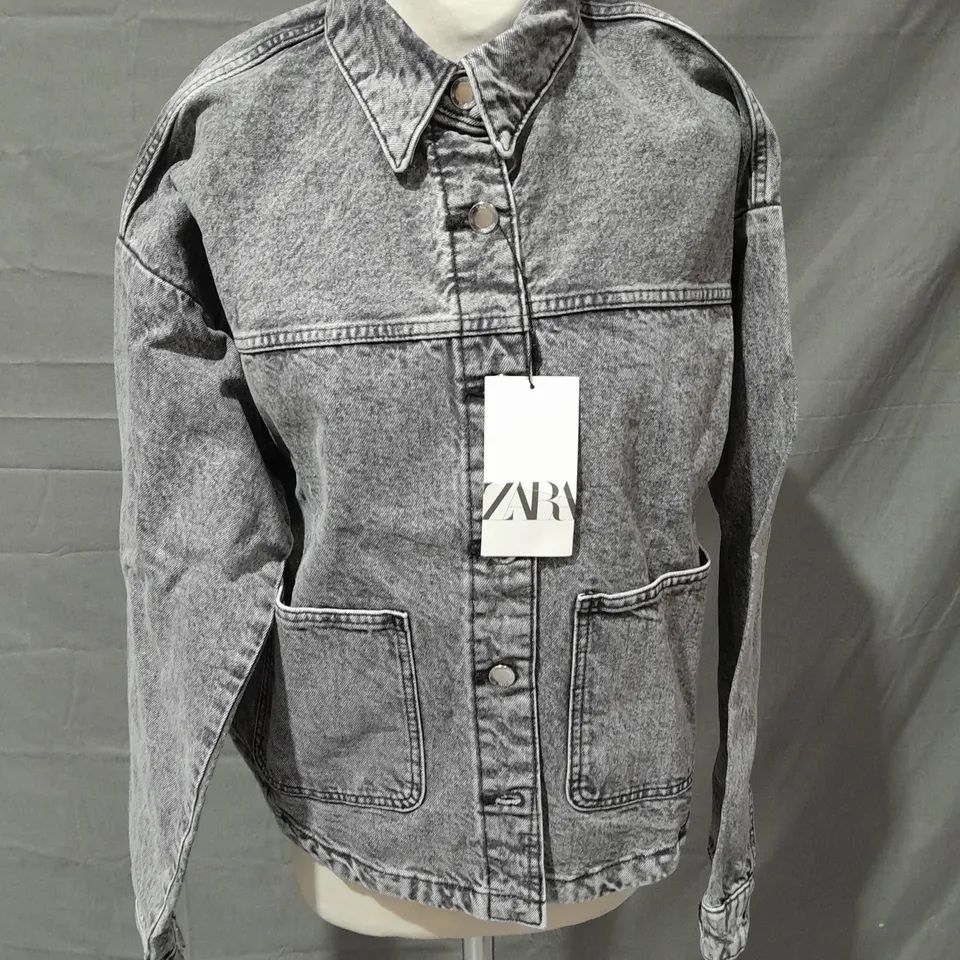 ZARA WASHED BLACK DENIM JACKET - S