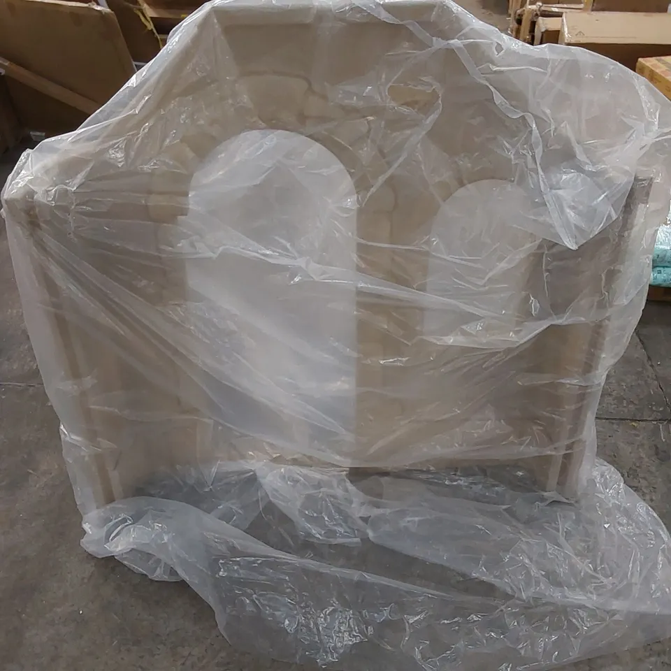 BAGGED STEP2 139.7cm W X 128.27cm D INDOOR/OUTDOOR PLASTIC PLAYHOUSE WITH KITCHEN