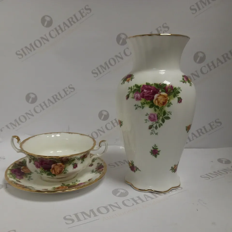 ROYAL ALBERT OLD COUNTRY ROSEES SAUCER, SUGAR BOWL & VASE
