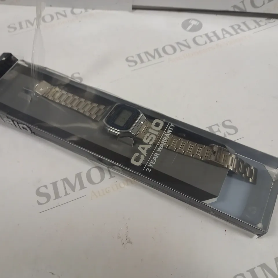 CASIO STAINLESS STEEL DIGITAL WATCH