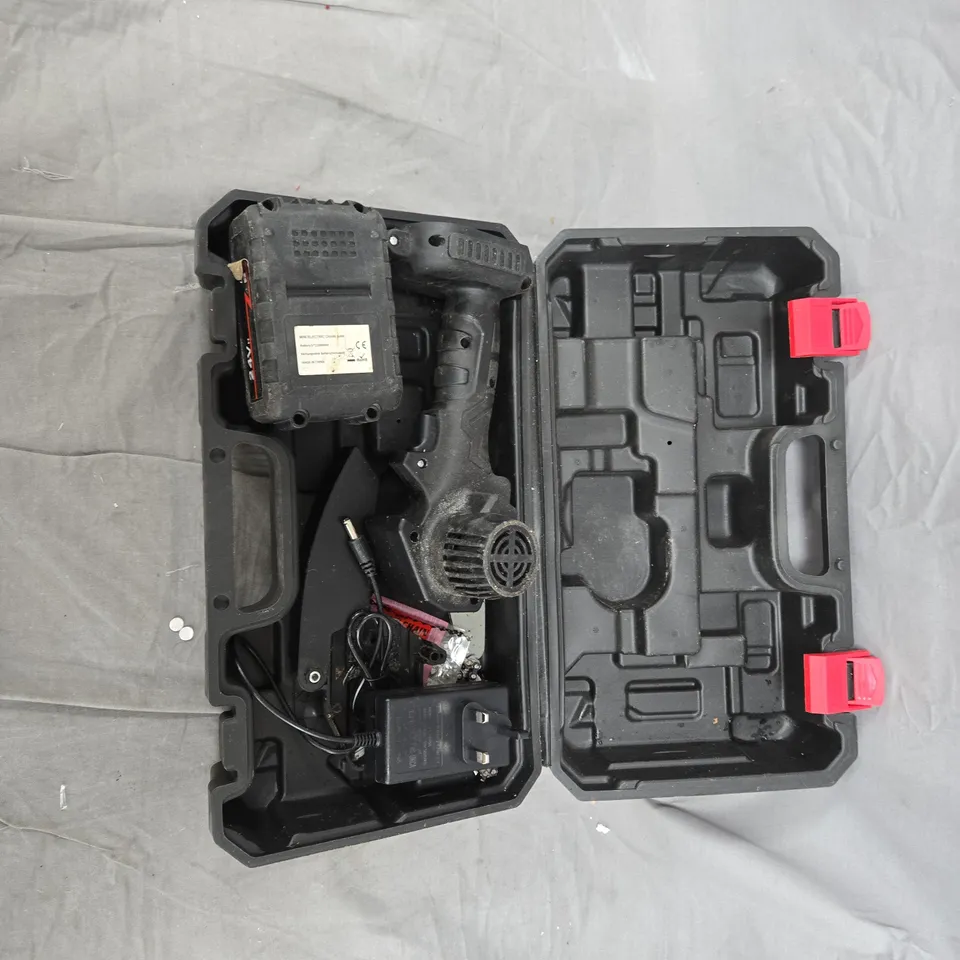 PORTABLE HANDHELD CHAINSAW