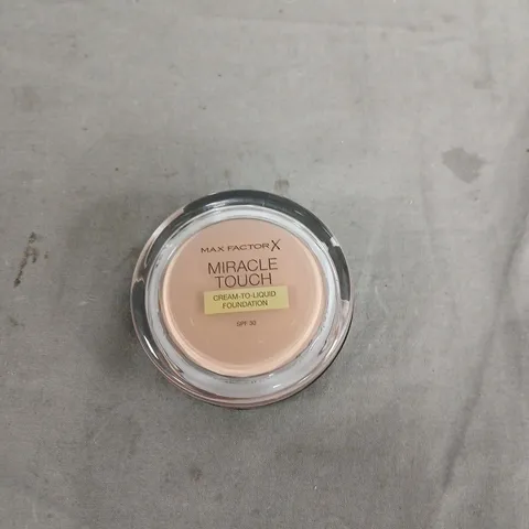 MAX FACTOR X MIRACLE TOUCH CREAM-TO-LIQUID FOUNDATION SPF 30 – NATURAL 070