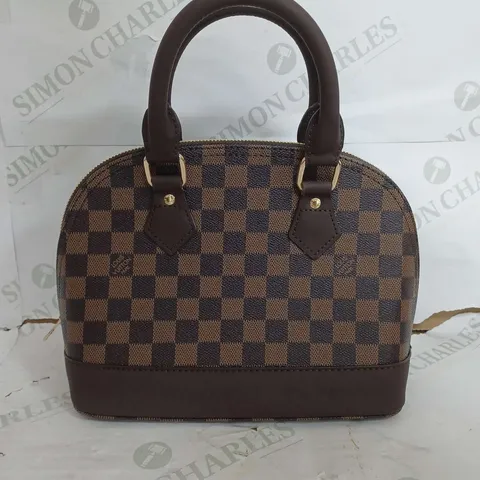 LOUIS VUITTON SMALL ZIP HAND BAG
