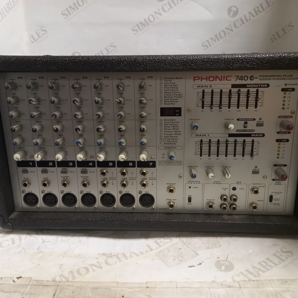 PHONIC POWERPOD 740 PLUS POWERED MIXER