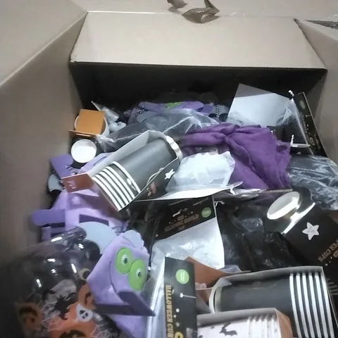PALLET OF MIXED HALLOWEEN STOCK 