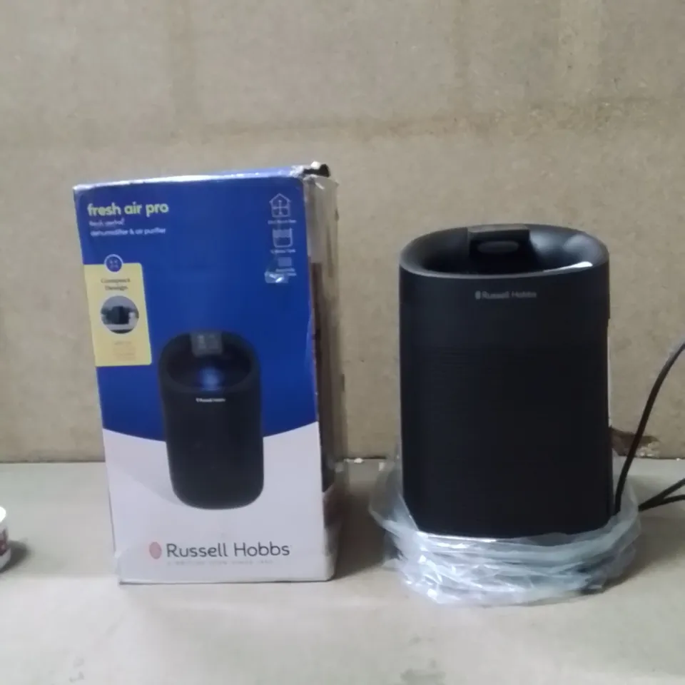 BOXED RUSSELL HOBBS FRESH AIR PRO DEHUMIDIFIER AND AIR PURIFIER 