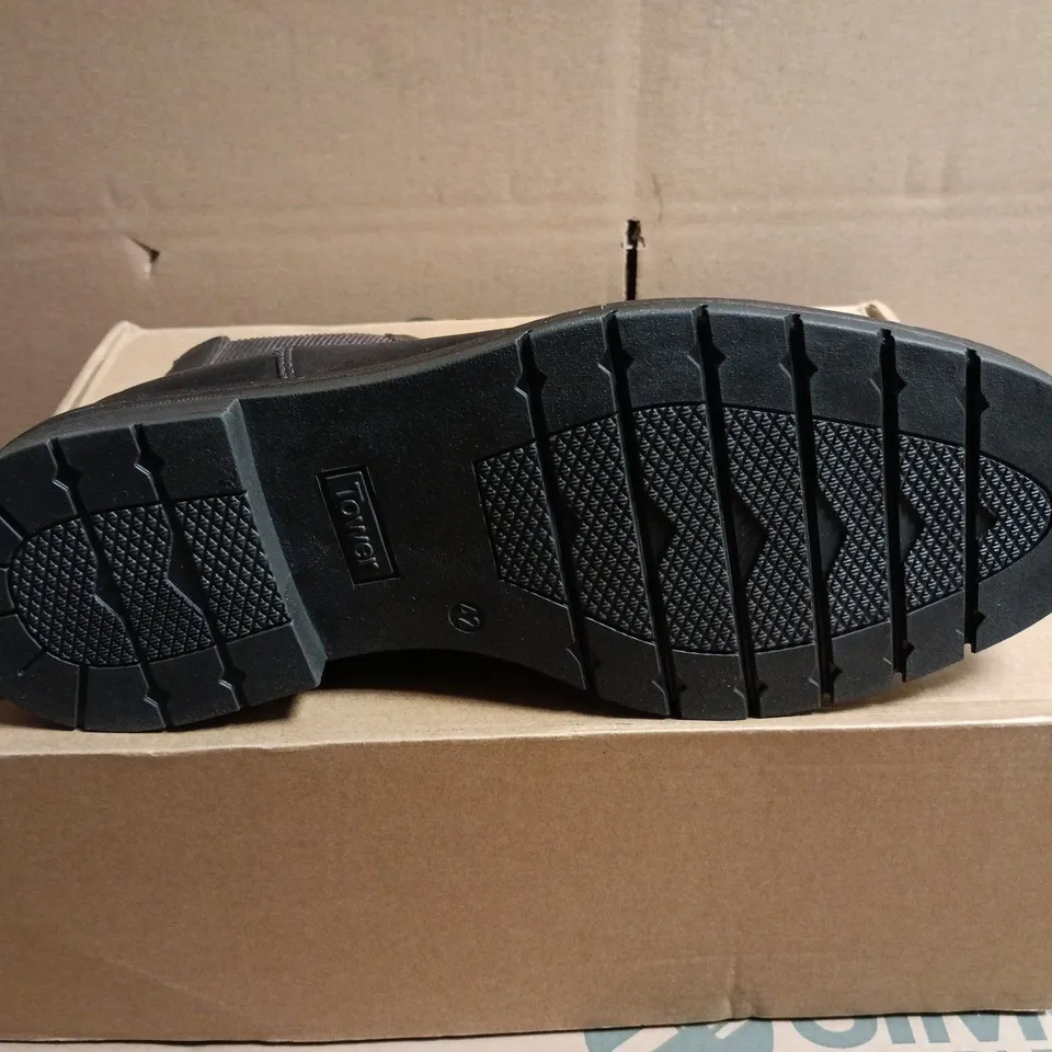 UK 8 HARBOUR MEN'S CHELSEA BOOT – DARK BROWN LEATHER