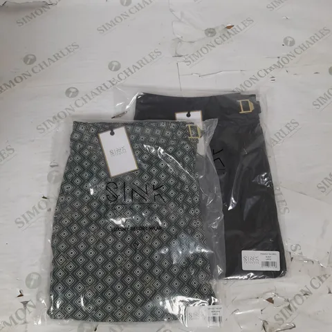 SINK SWIMWEAR PACK OF 2 PINNACLE TAILORED SHORTS IN BLACK AND MERIDAN SIZE L