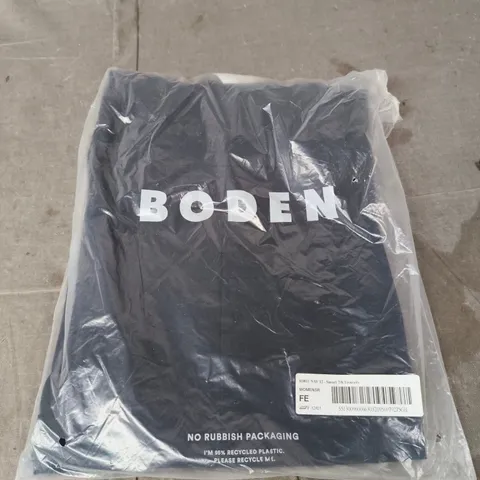 BODEN WOMEN'S NAVY SMART 7/8 TROUSERS – UK SIZE 12