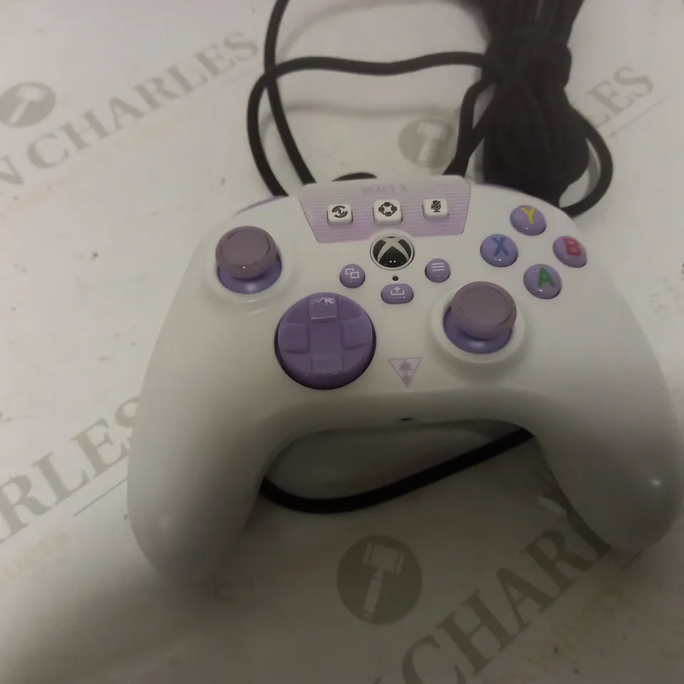 TURTLE BEACH REACT-R XBOX & PC WIRED CONTROLLER, WHITE/LAVENDER