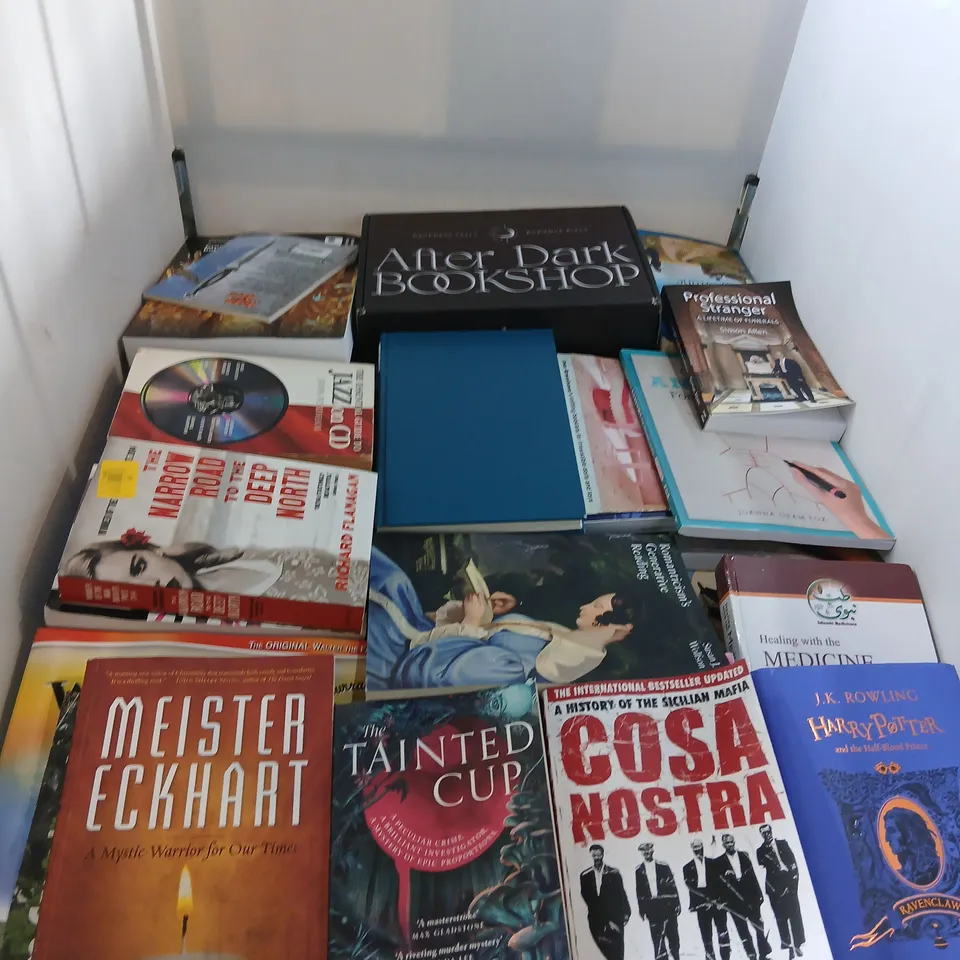 LARGE QUANTITY OF ASSORTED FICTION AND NON FICTION BOOKS
