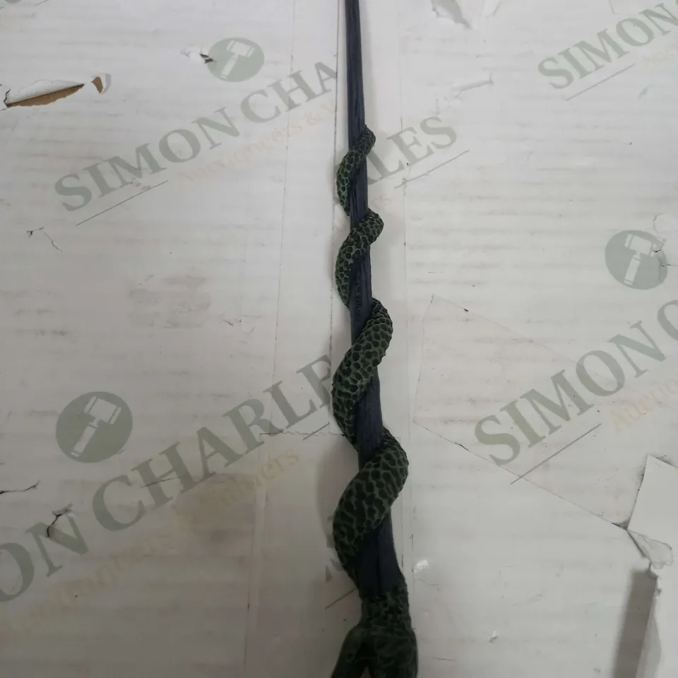 HARRY POTTER WIZARDING WORLD - EXCLUSIVE DESIGN COLLECTION - THE SLYTHERIN MASCOT