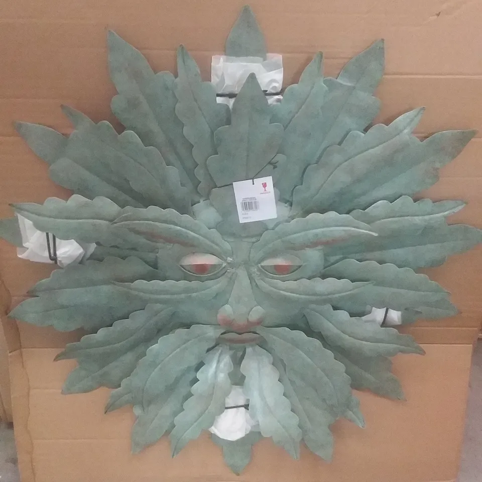 BRAND NEW BOXED GREENMAN WALL DECOR