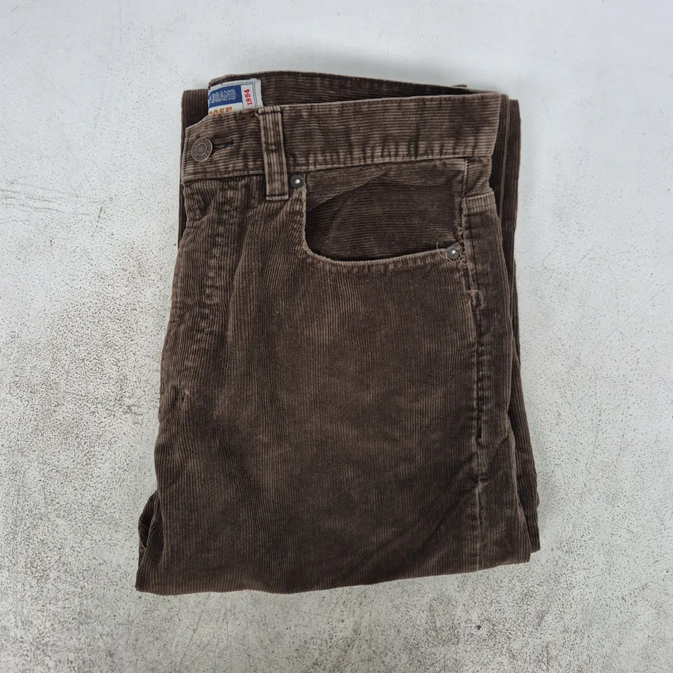 OLD NAVY BRAND CORD JEANS IN CHOCOLATE SIZE 31/30