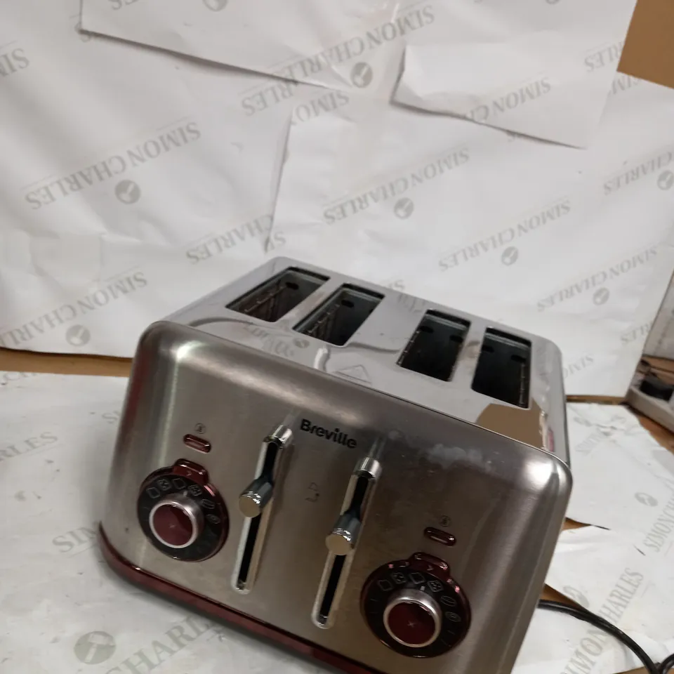 BREVILLE 4-SLICE TOASTER - STAINLESS STEEL