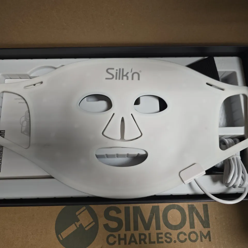 BOXED SILK'N FACIAL LED FACE MASK WITH 100 LEDS