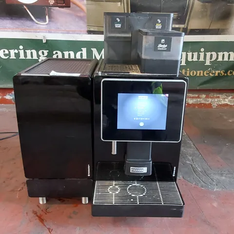 FRANKE A600 BEAN TO CUP COMMERCIAL COFFEE MACHINE WITH FOAMMASTER MILK SYSTEM