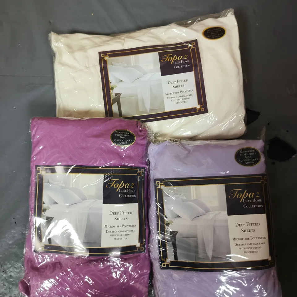 APPROXIMATELY 15 ASSORTED TOPAZ LUXE HOME COLLECTION DEEP FITTED SHEETS
