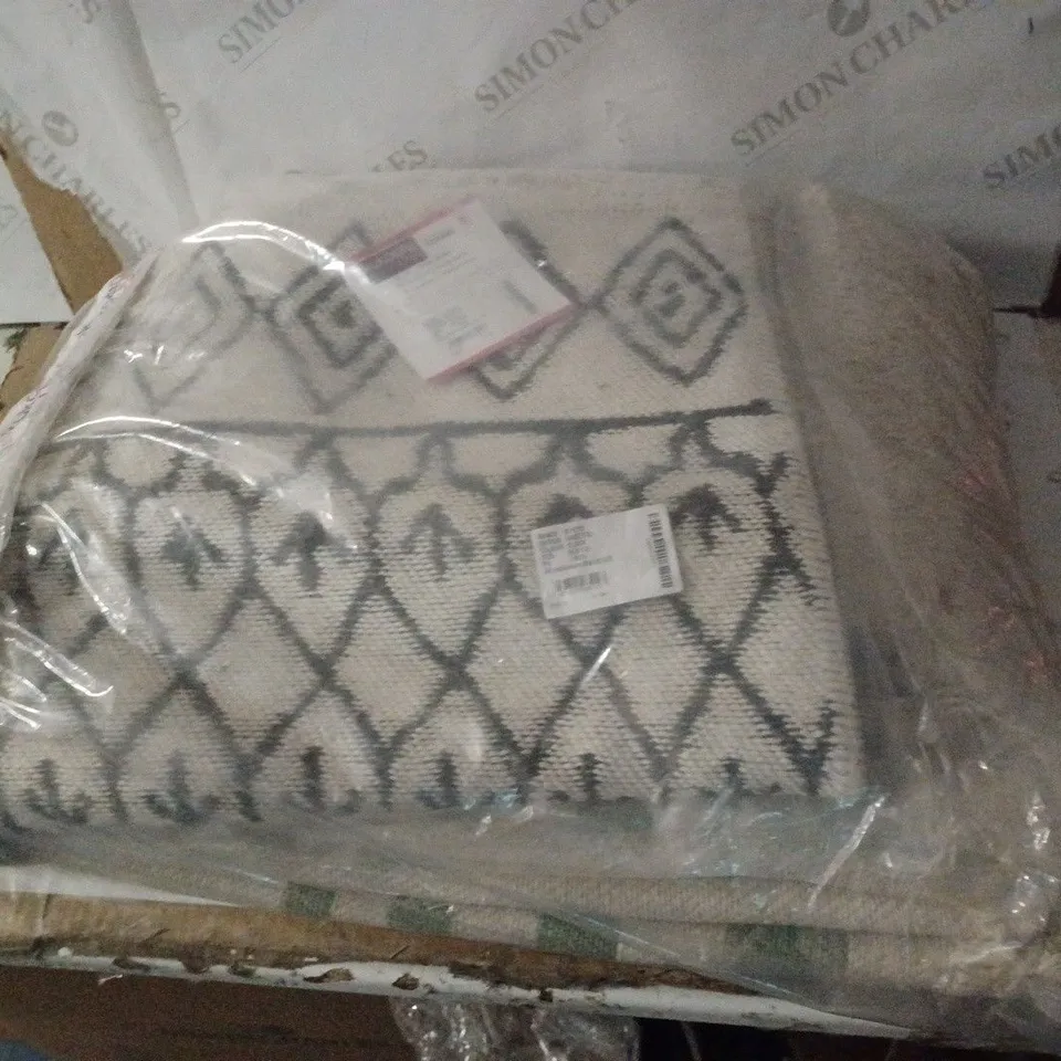 KUKOON REVERSIBLE COTTON BLACK SCANDI RUG, KYOTO, 80X150CM