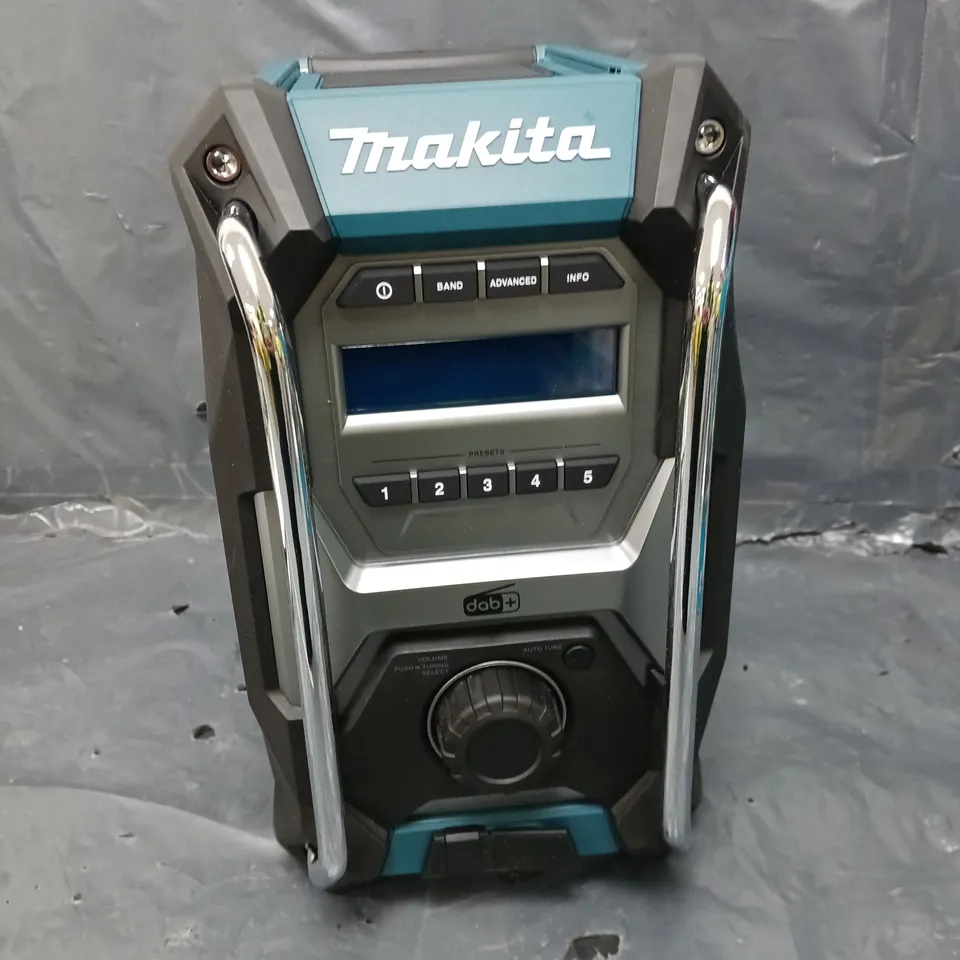 BOXED MAKITA DAB+ JOB SITE RADIO XGT/LXT/CXT RRP £159.99