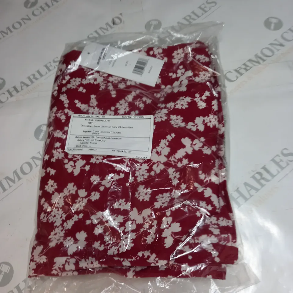 BAGGED FRENCH CONNECTION CREPE 3/4 SLEEVE CREW SHIRT SIZE L