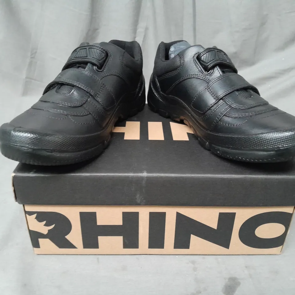 BOXED PAIR OF RHINO WARRIOR SHOES IN BLACK EU SIZE 36