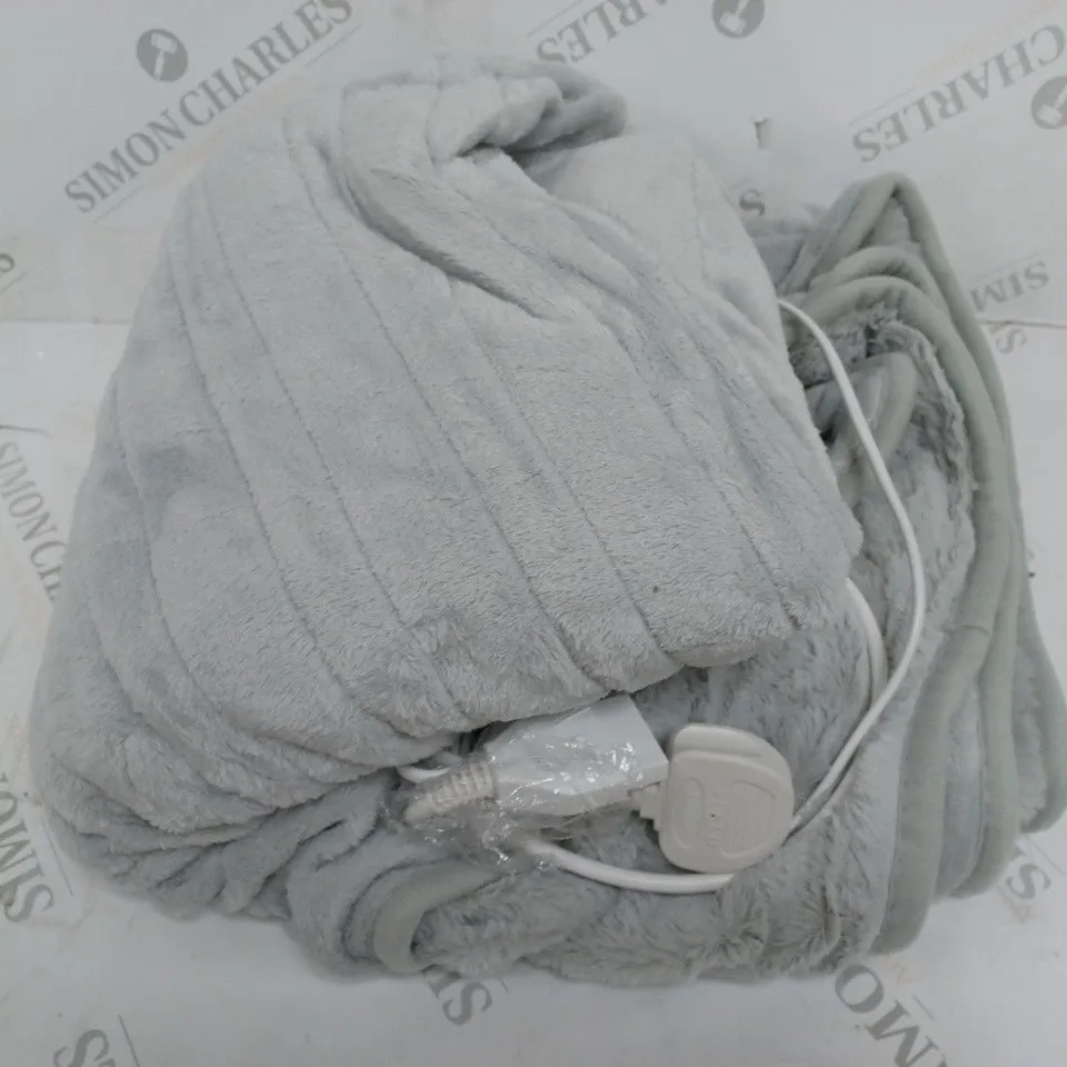 COZEE HOME HEATED BLANKET IN LIGHT GREY