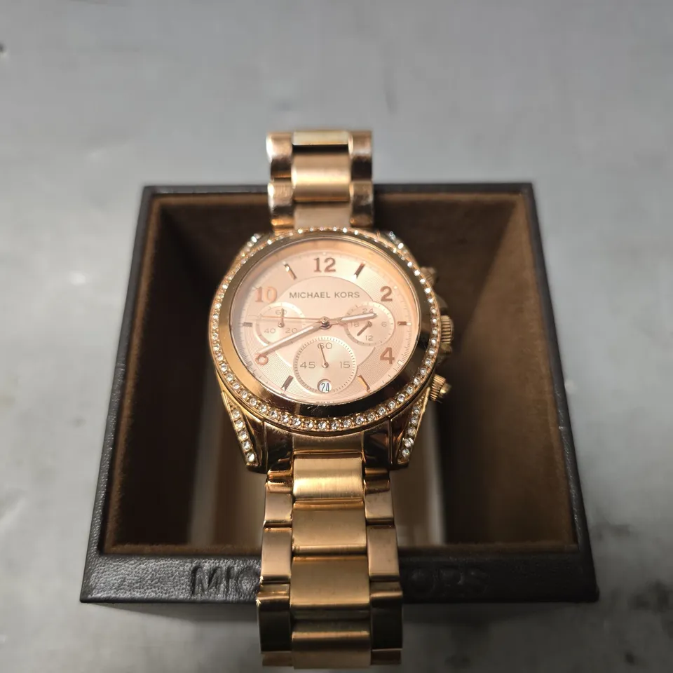 LADIES MICHAEL KORS WATCH – STAINLESS STEEL STRAP – GIFT BOX INCLUDED
