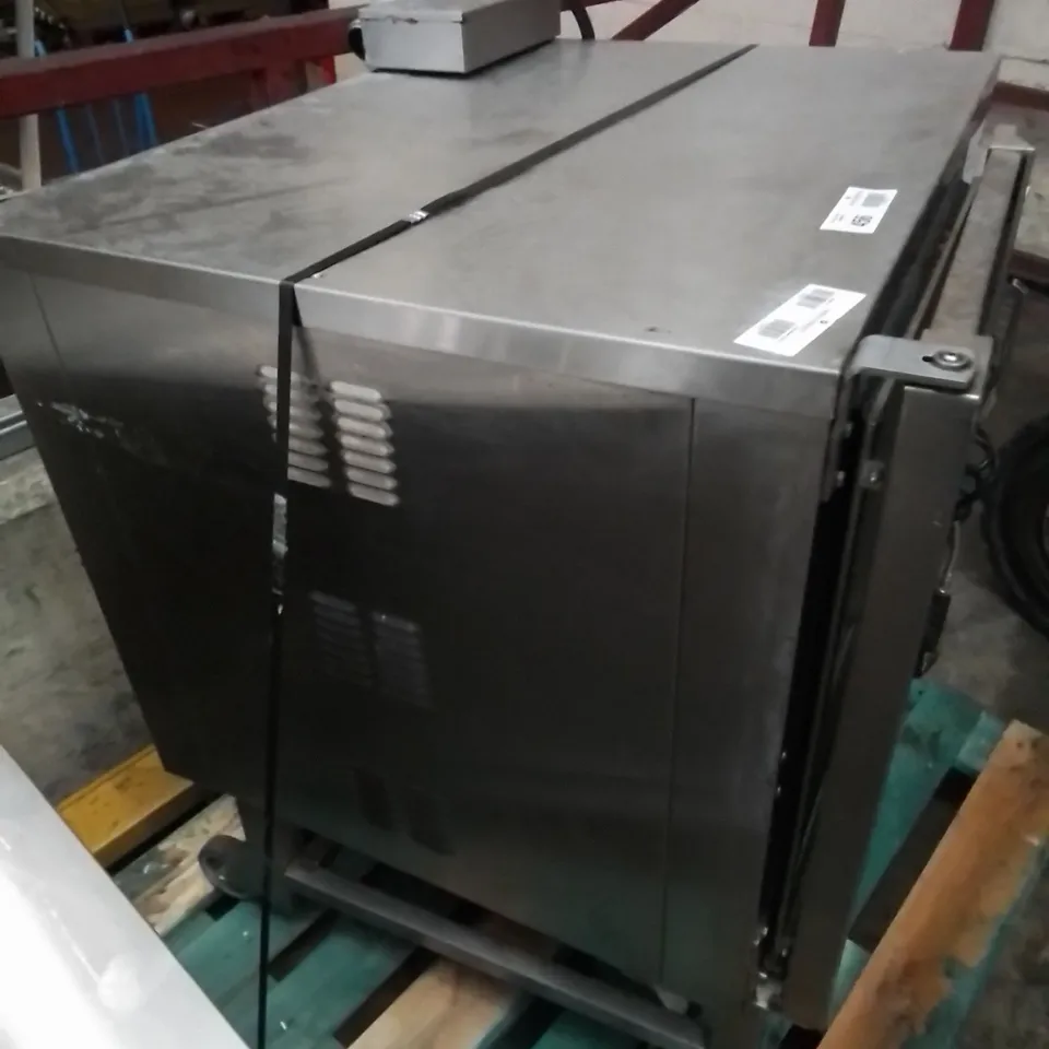 BKI COMMERCIAL SINGLE OVEN 