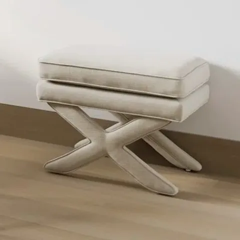 BOXED MANUFACTURED WOODEN ACCENT STOOL