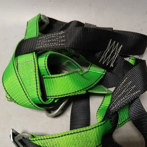 FORCE P-10 SAFETY HARNESS M-XL