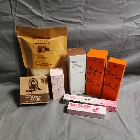APPROXIMATEY 20 ASSORTED HEALTH AND BEAUTY PRODUCTS TO INCLUDE - ACWELL LICORICE CLEANSING TONER - AKT DEODORANT BALM - DR SQUATCH SOAP - ETC