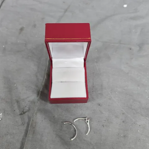 SILVER-TONE CURVED HOOP EARRINGS – PAIR, IN RED PRESENTATION BOX WHITE GOLD 1/4 CARROT DIAMOND SOLITAIRE BROKEN RING 