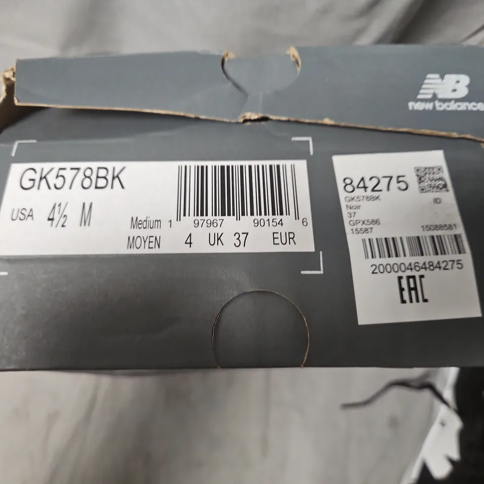 BOXED NEW BALANCE GK578BK BLACK TRAINERS – UK 4 (US 4.5)